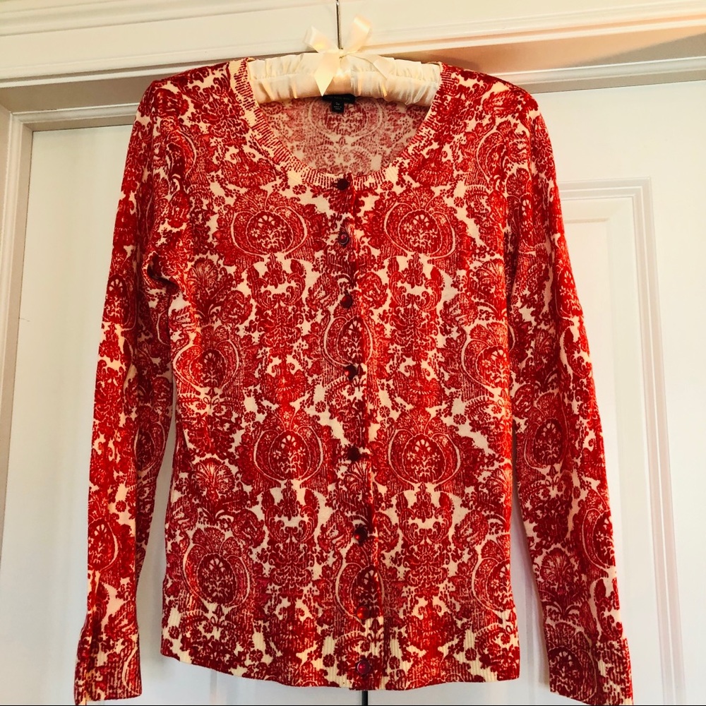 Adorable Talbots front button cardigan